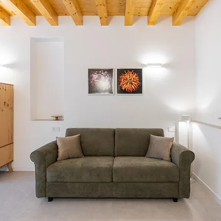 아파트 Little Da Pierina