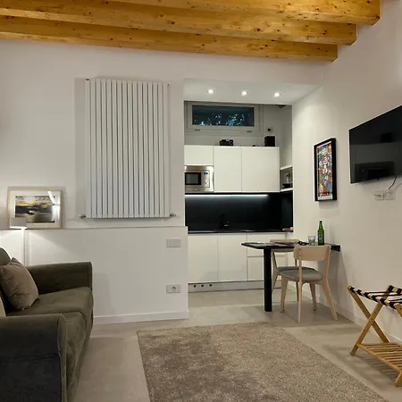 Little Da Pierina アパート *